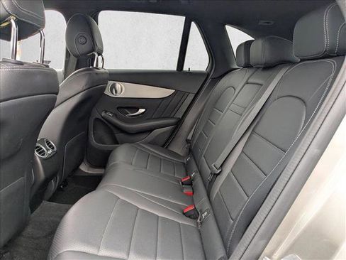 Used 2019 Mercedes-Benz GLC 300 image 15