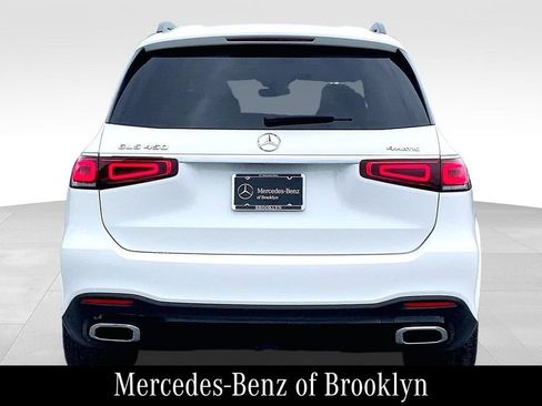 Used 2022 Mercedes-Benz GLS 450 4MATIC image 5