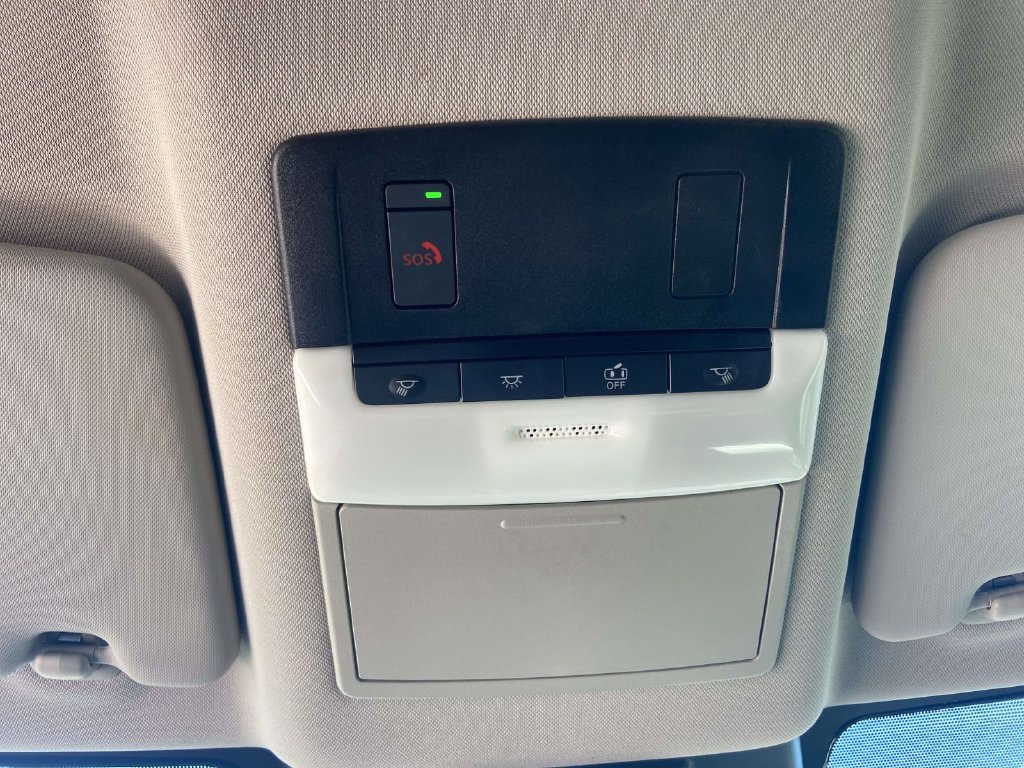 Used 2024 Nissan Rogue SV FWD image 14