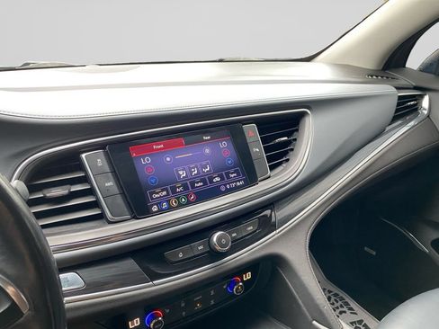 Certified 2021 Buick Enclave Essence w/ Sport Touring Edition AWD/4WD image 31