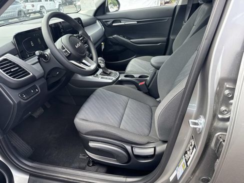 New 2026 Kia Seltos LX AWD/4WD image 8