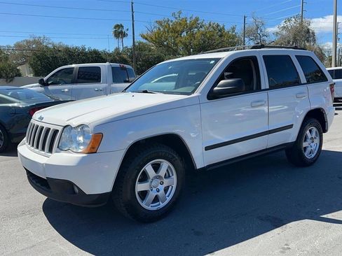 Used 2008 Jeep Grand Cherokee Laredo w/ Driver Convenience Group image 14