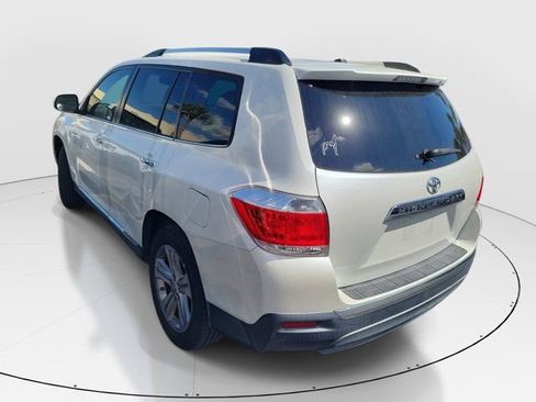 Used 2013 Toyota Highlander Limited FWD image 5