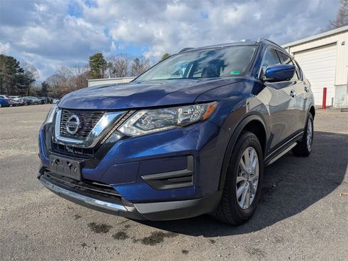 Used 2017 Nissan Rogue SV w/ SV Premium Package image 8