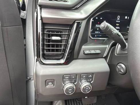 Used 2025 GMC Sierra 1500 Denali Ultimate AWD/4WD image 22