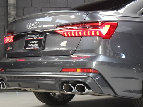 Used 2023 Audi S6 Prestige image 13