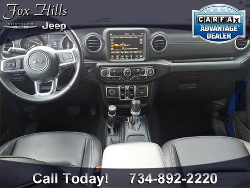 Used 2022 Jeep Wrangler Unlimited Sahara image 13