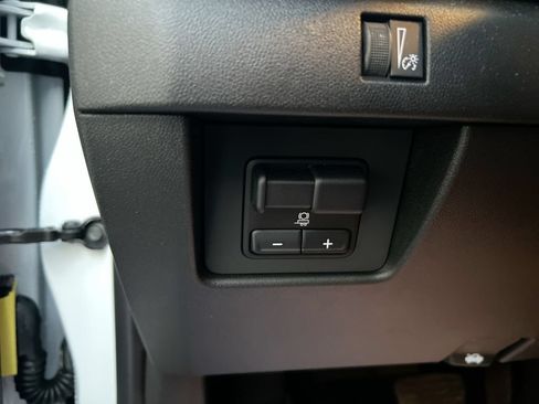 Used 2025 GMC Canyon Elevation w/ Convenience Package AWD/4WD image 22