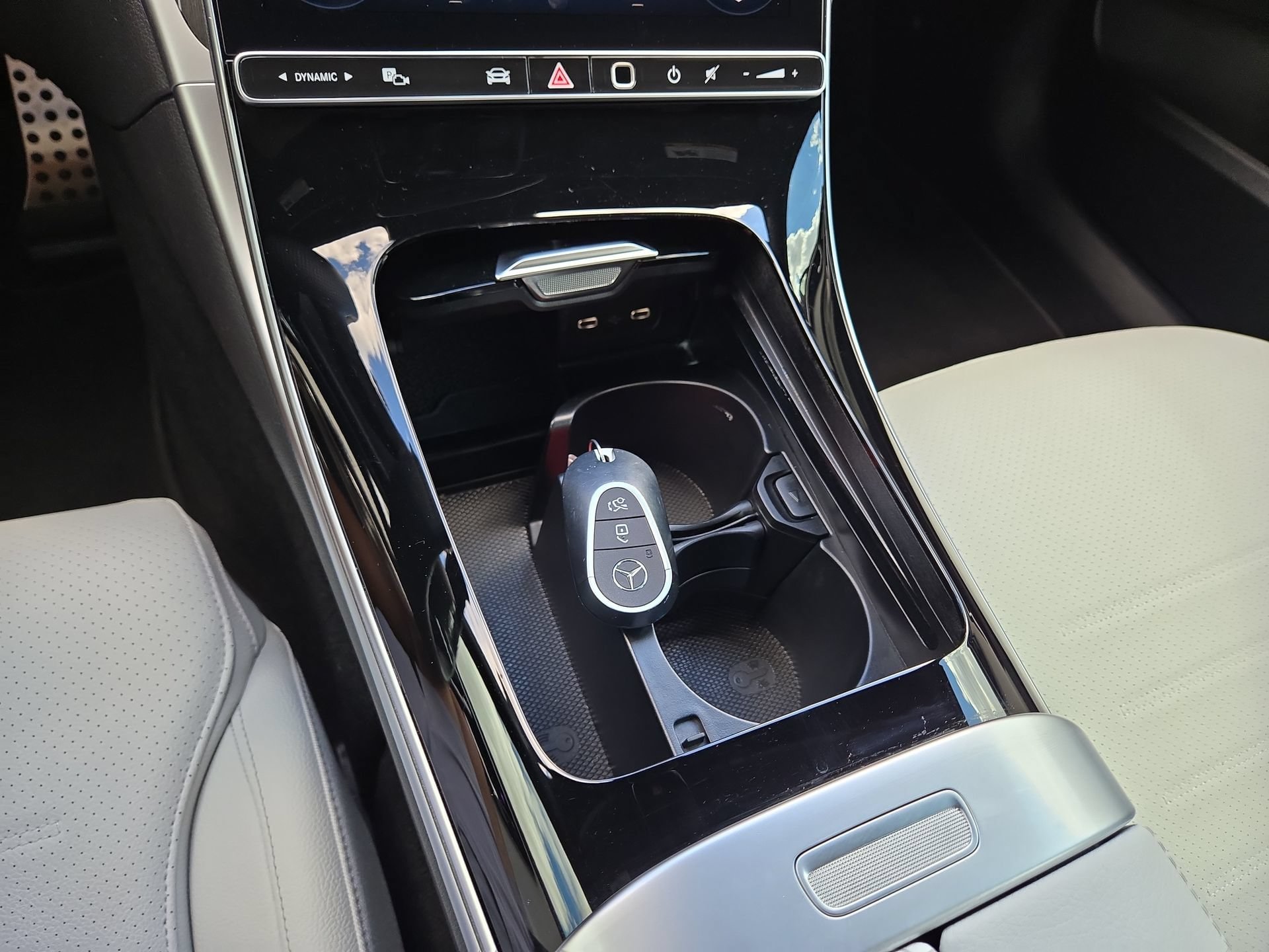 New 2026 Mercedes-Benz C 300 4MATIC Sedan image 22