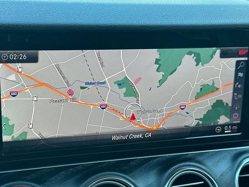 Used 2018 Mercedes-Benz E 300 E 300 image 27