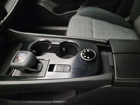 Used 2021 Nissan Rogue S AWD/4WD image 26