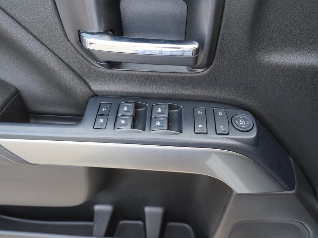 Used 2018 Chevrolet Silverado 2500 LT AWD/4WD image 17