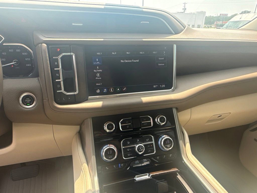 Used 2021 GMC Yukon Denali AWD/4WD image 23