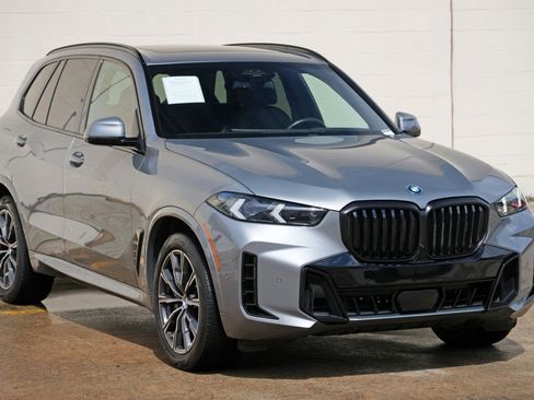 Used 2024 BMW X5 xDrive50e w/ M Sport Package AWD/4WD image 59