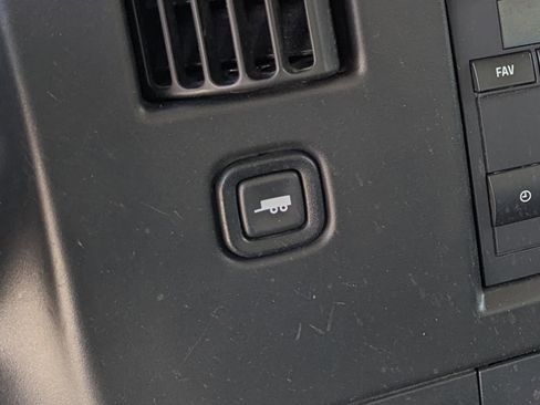 Used 2022 GMC Savana 3500 w/ Power Convenience Package image 17