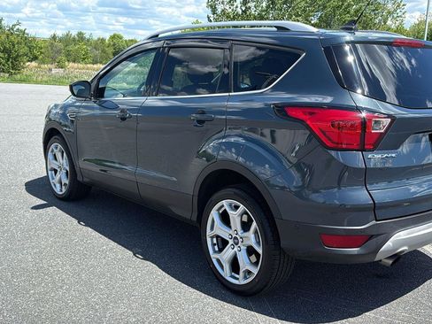 Used 2019 Ford Escape Titanium AWD/4WD image 8