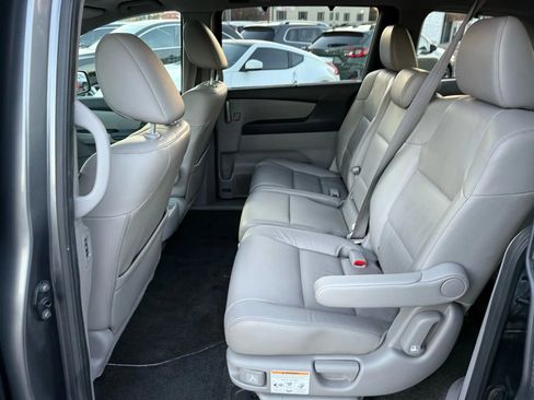 Used 2012 Honda Odyssey EX-L image 16
