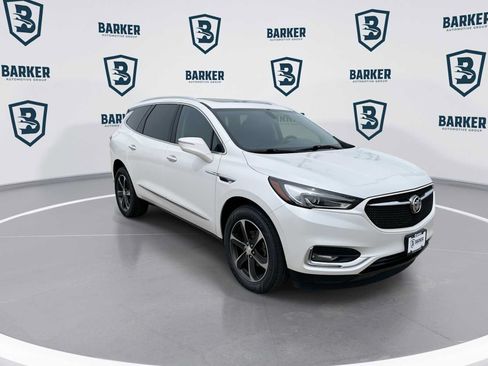 Used 2020 Buick Enclave Essence w/ Sport Touring Edition AWD/4WD image 2