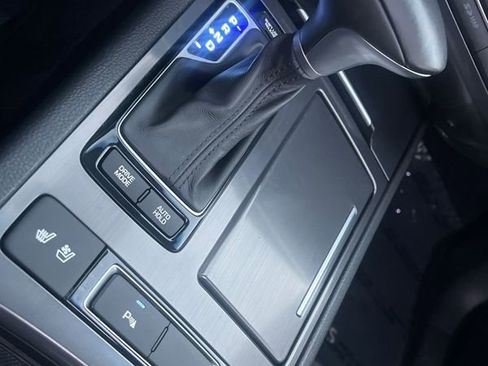 Used 2018 Genesis G80 3.8 w/ Option Group 02 image 24