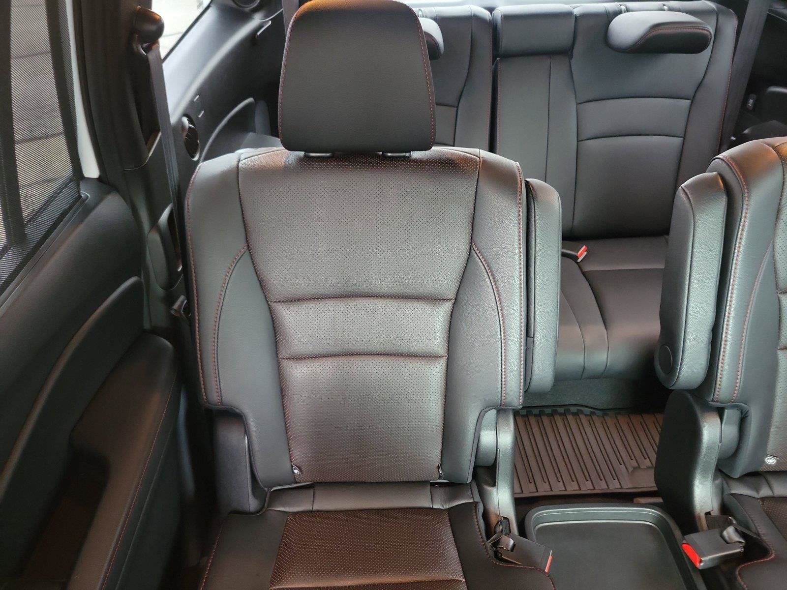 Used 2021 Honda Pilot Black Edition image 12