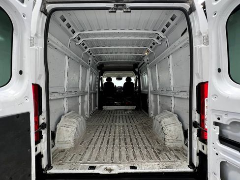 Used 2023 RAM ProMaster 2500 FWD image 26