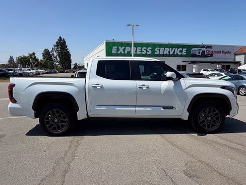 Used 2026 Toyota Tundra Platinum AWD/4WD image 10