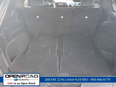 Used 2020 Jeep Grand Cherokee Altitude AWD/4WD image 11