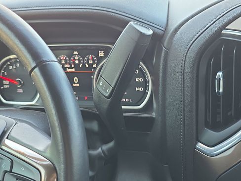 Used 2021 Chevrolet Silverado 1500 High Country image 20