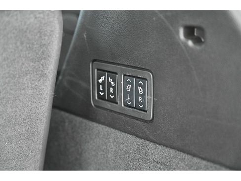 Used 2025 Cadillac XT6 Premium Luxury w/ Technology Package image 58