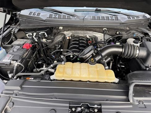 Used 2020 Ford F150 Lariat image 9