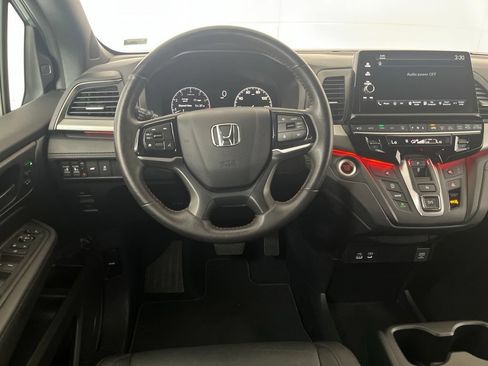 Used 2025 Honda Odyssey Sport-L image 32