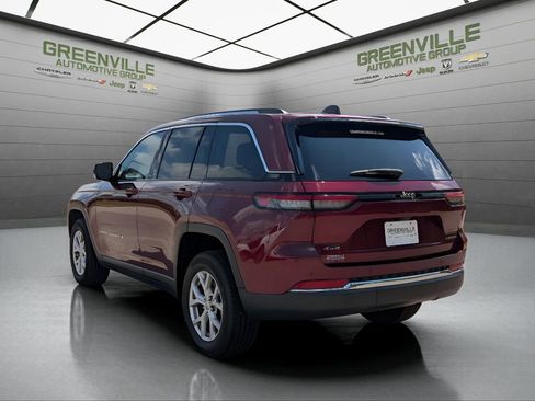Used 2022 Jeep Grand Cherokee Limited AWD/4WD image 5