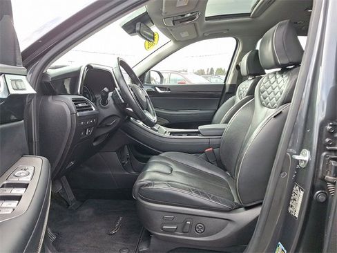 Certified 2021 Hyundai Palisade Limited w/ Cargo Package image 13