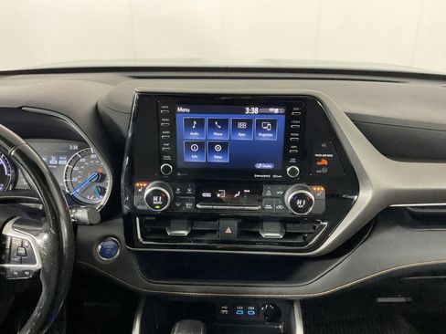 Used 2022 Toyota Highlander Bronze Edition image 14