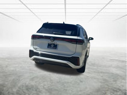 New 2026 Volkswagen Tiguan SE R-Line FWD image 5