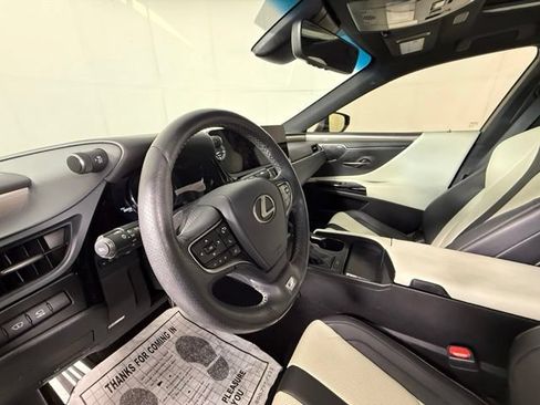 Used 2024 Lexus ES 350 F Sport w/ Accessory Package (Z2) FWD image 7