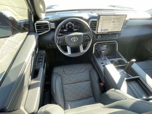 Used 2024 Toyota Tundra Limited image 18