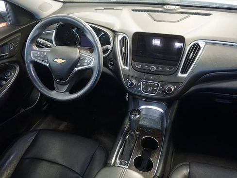 Used 2016 Chevrolet Malibu Premier w/ Driver Confidence Package II FWD image 27