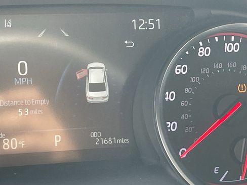 Used 2022 Toyota Camry XSE image 7