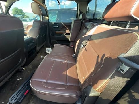 Used 2015 Chevrolet Silverado 1500 High Country w/ High Country Premium Package AWD/4WD image 9