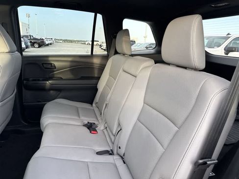 Used 2023 Honda Passport EX-L image 21