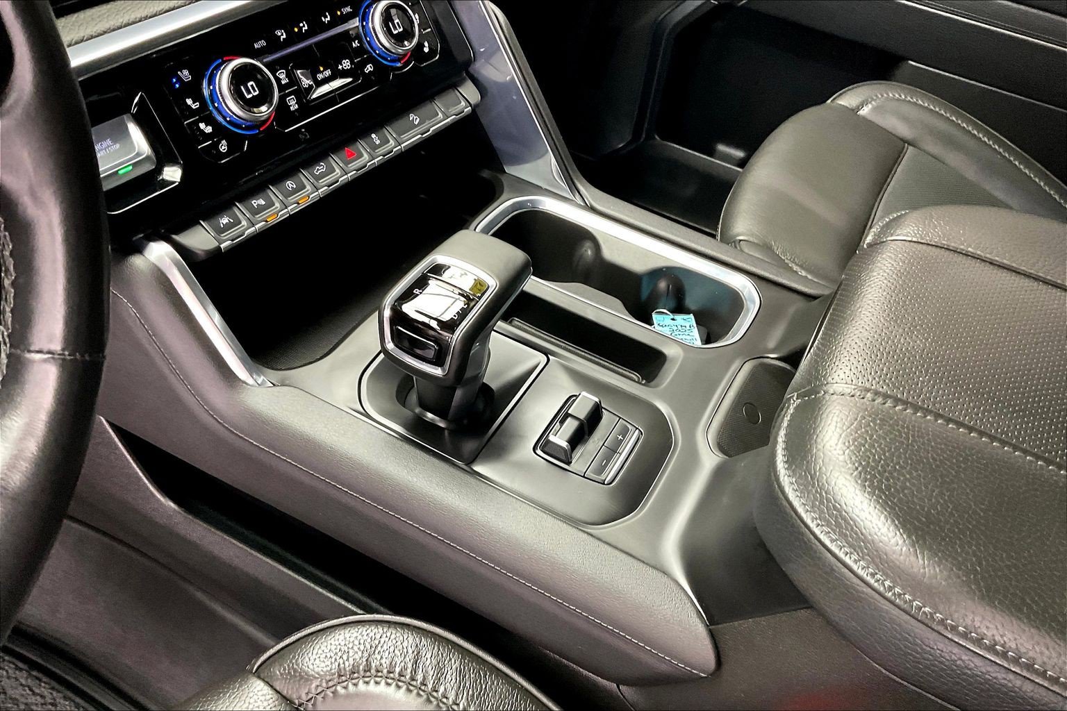 Used 2025 GMC Sierra 1500 Denali AWD/4WD image 16