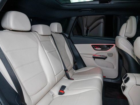 New 2026 Mercedes-Benz GLC 300 4MATIC image 15