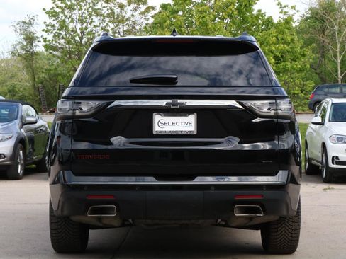 Used 2019 Chevrolet Traverse Premier w/ Redline Edition AWD/4WD image 10