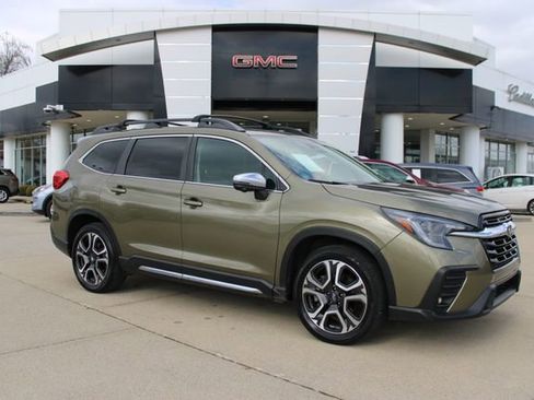 Used 2023 Subaru Ascent Limited w/ Technology Package image 28