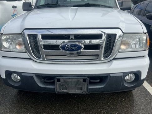 Used 2011 Ford Ranger XLT image 4
