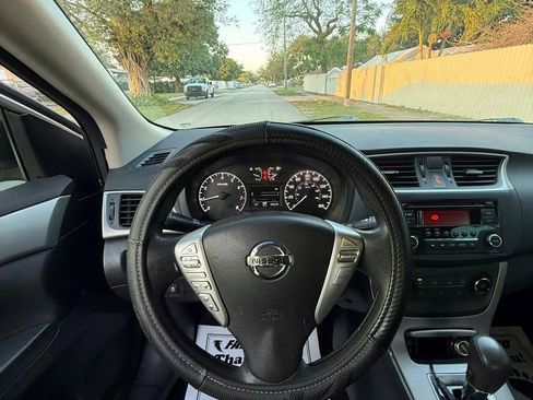 Used 2015 Nissan Sentra S image 5