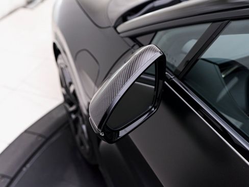 Used 2025 Lotus Eletre image 32