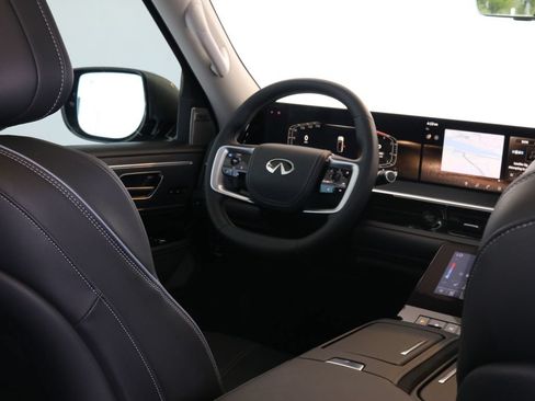 Certified 2025 INFINITI QX80 Sensory AWD/4WD image 44
