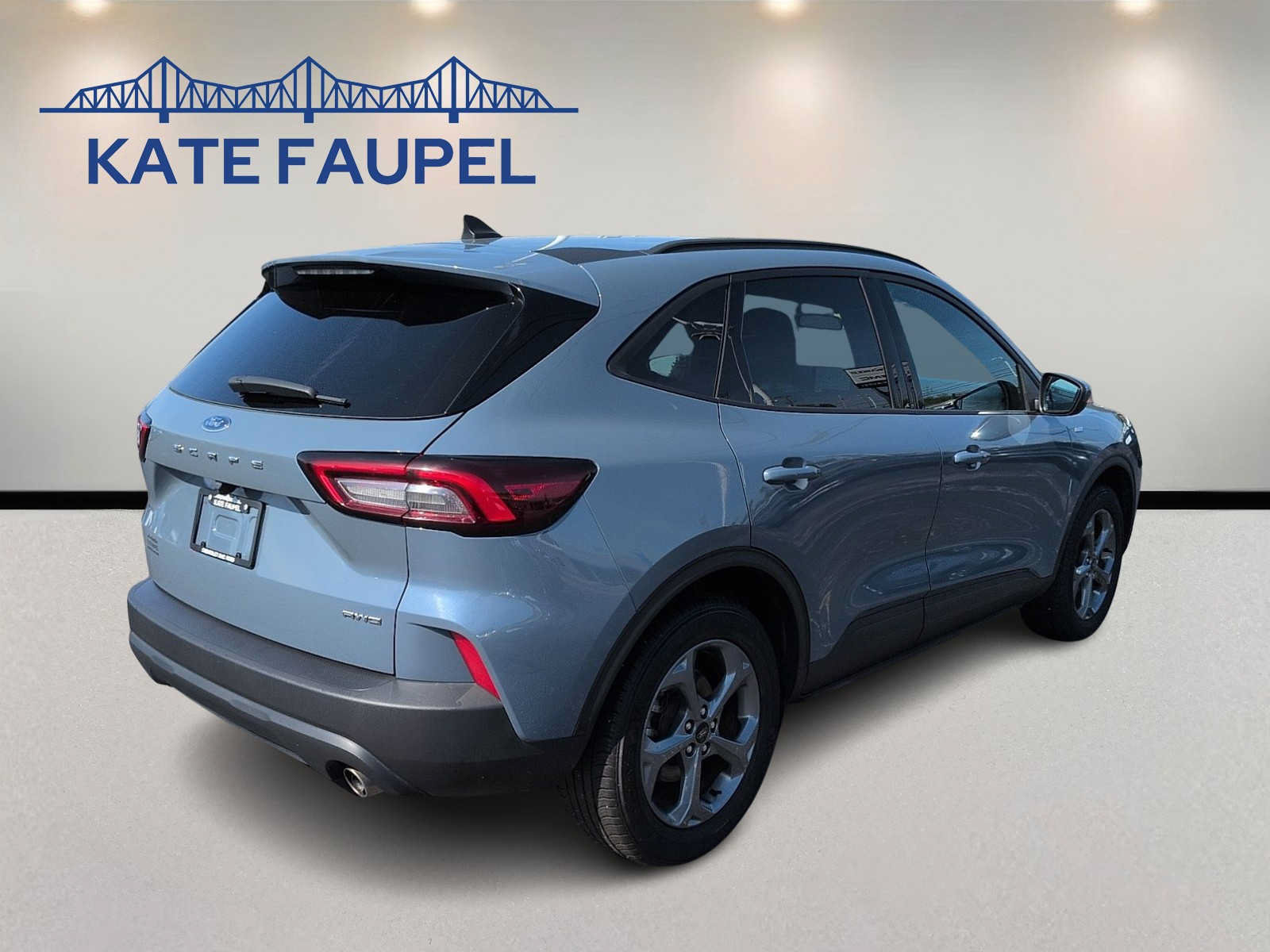 Used 2025 Ford Escape ST-Line Select AWD/4WD image 7
